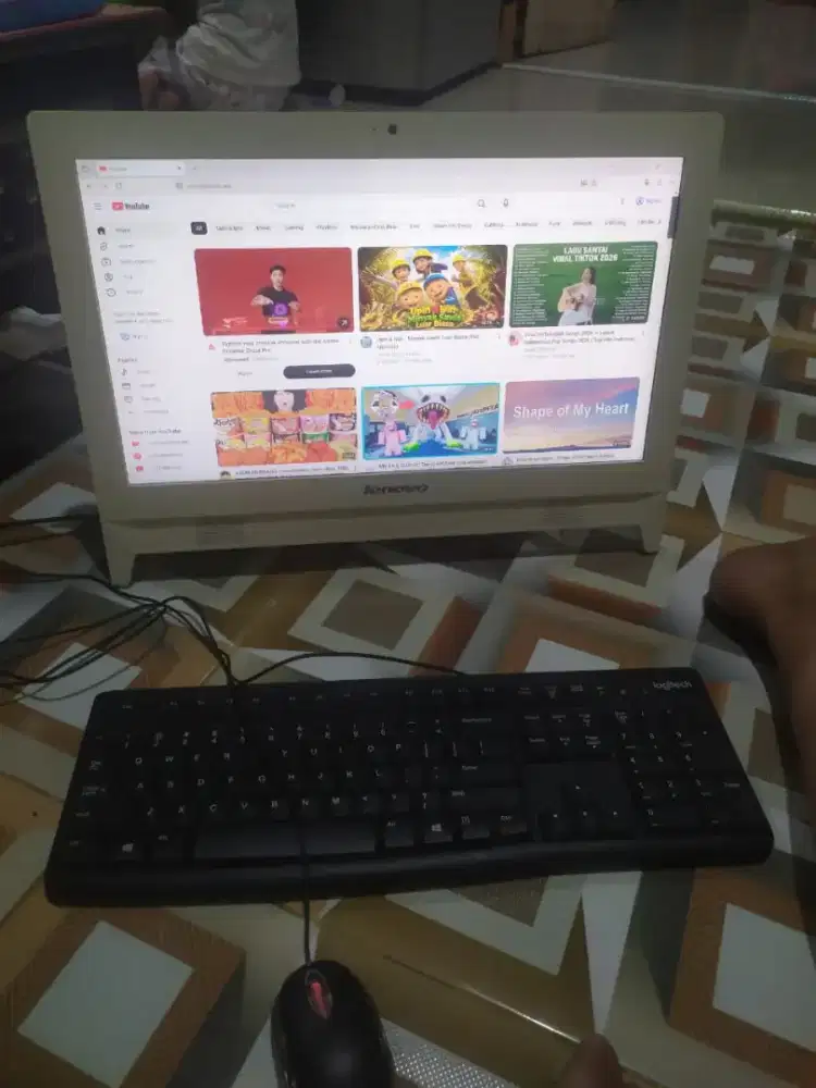Komputer all in aio
