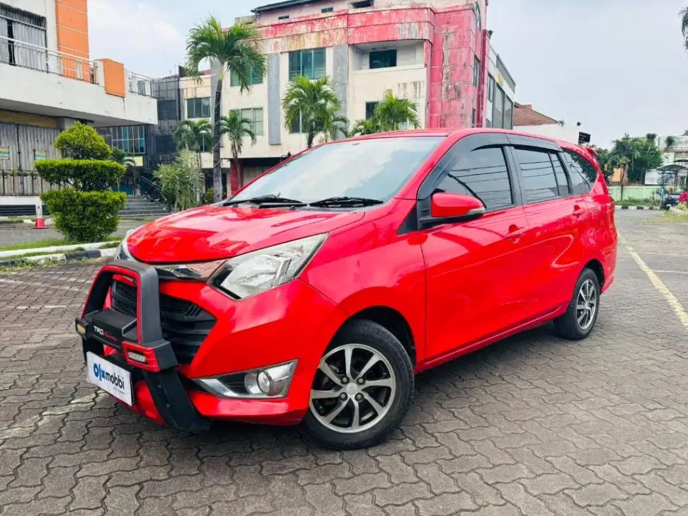 Daihatsu Sigra 1.2 R Bensin AT 2017 Merah