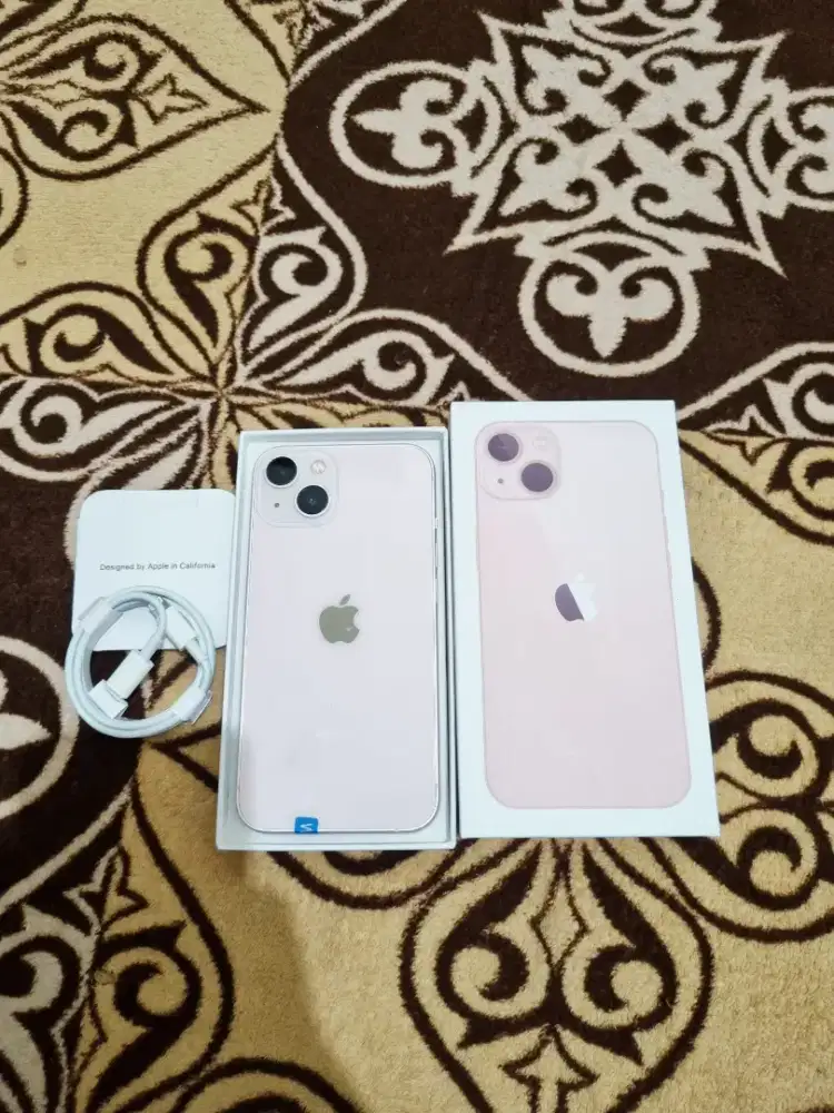 iPhone 13 128GB pink