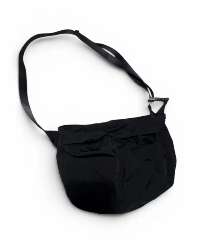 Tas Selempang Saku Uniqlo U Packable Slingbag Waistbag Hitam Sling Bag