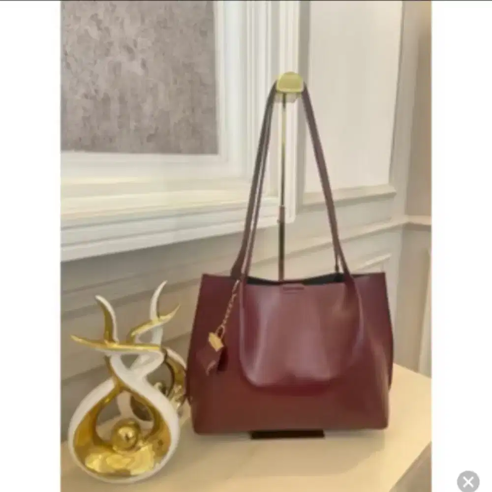 Tote bag burgundy ukuran besar utk kuliah, kerja dan healing