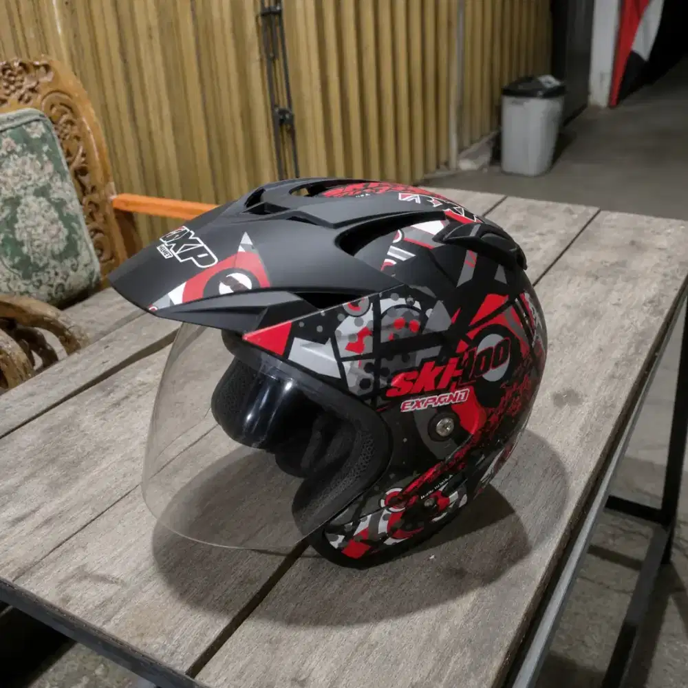 Dijual Helm BXP jp7 Double Visor
Warna Black Doff, Size L