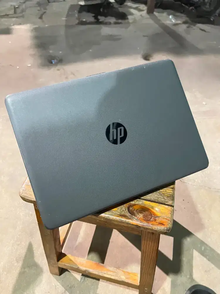 *NO.13*

 HP 240 G6