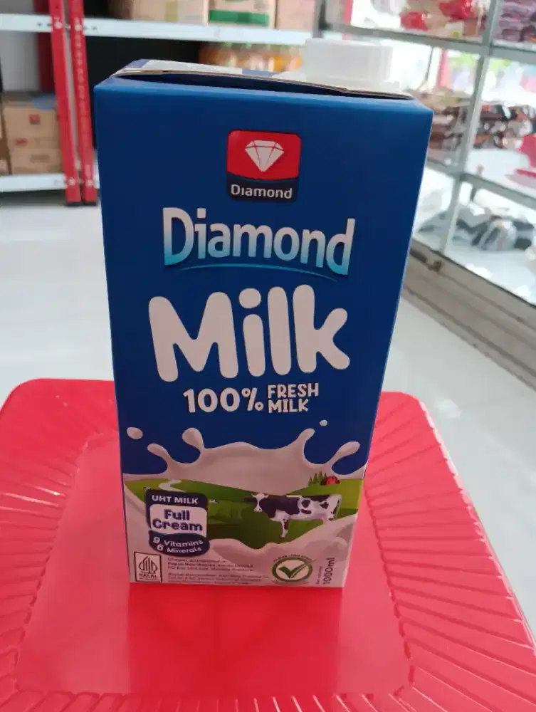 susu UHT diamond 1L