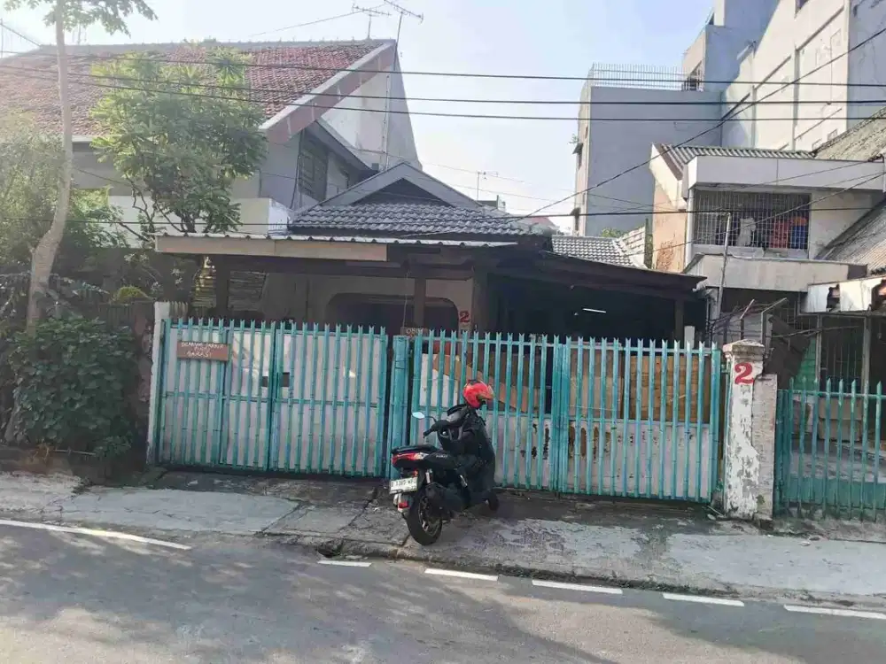 Dijual rumah lama strategis jl petojo selatan Cideng Gambir Jakarta pusat
