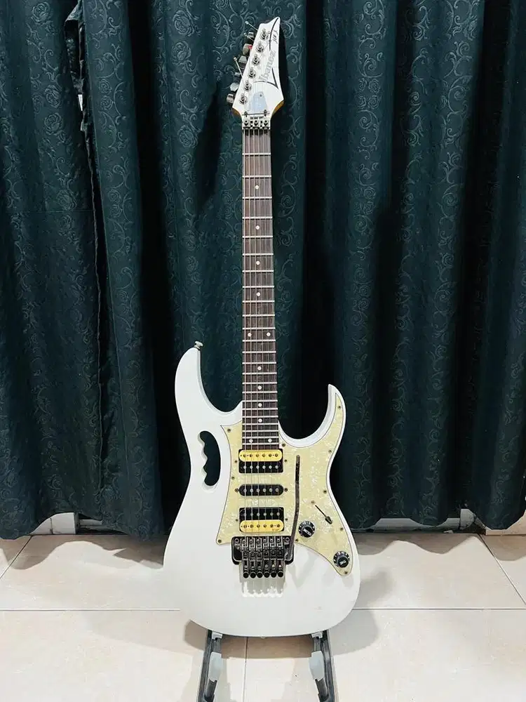 (BEKAS) RP 4.500.000 Ibanez jem JR Original