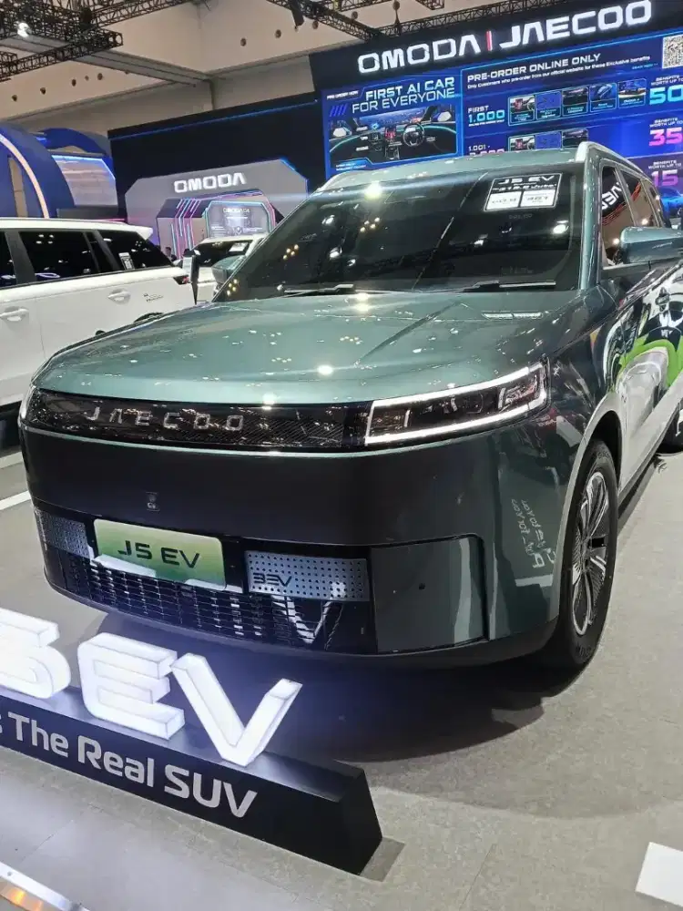 Omoda Jaecoo J5 Premium nik 2026