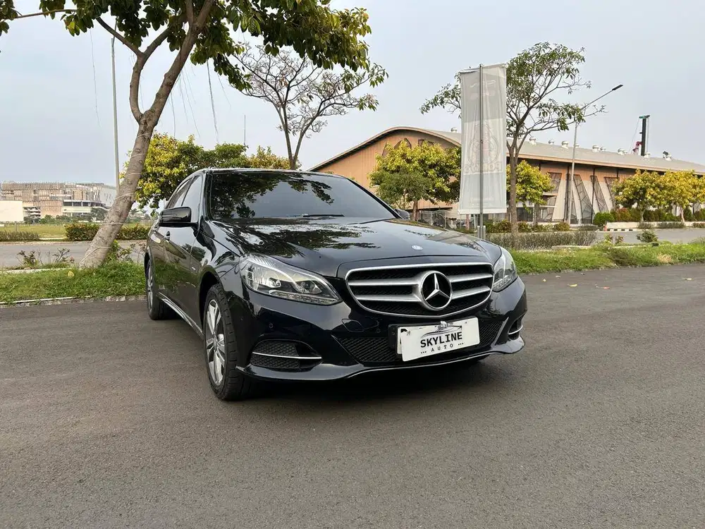 JUAL CEPAT! MERCY E200 EDITION E 1.8 AVG LINE AT 2016 LOW ODO TERMURAH