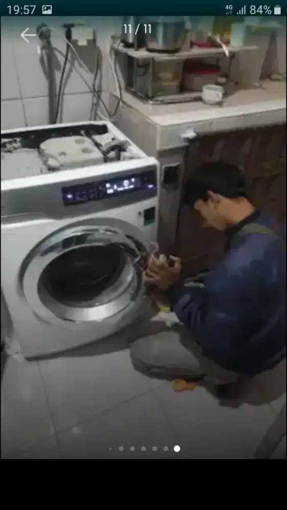 SERVICE KULKAS DAN MESIN CUCI PANGGILAN. ( FREZEER BOX & SHOWCASE. )