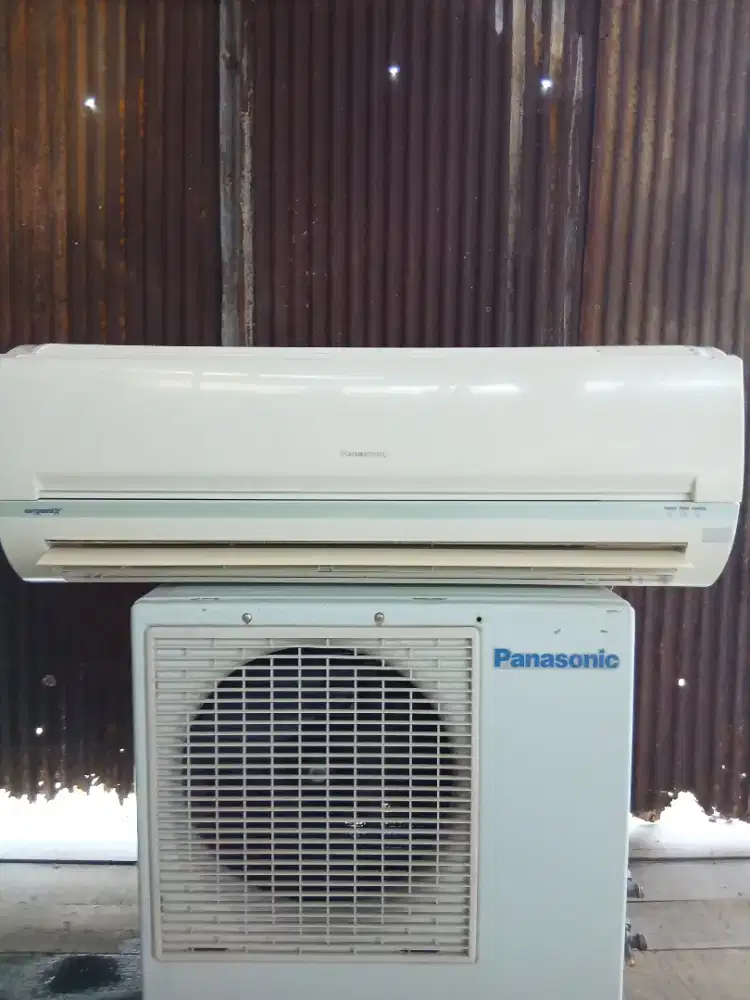 DIJUAL AC BEKAS 1/2 PK GRATIS PASANG