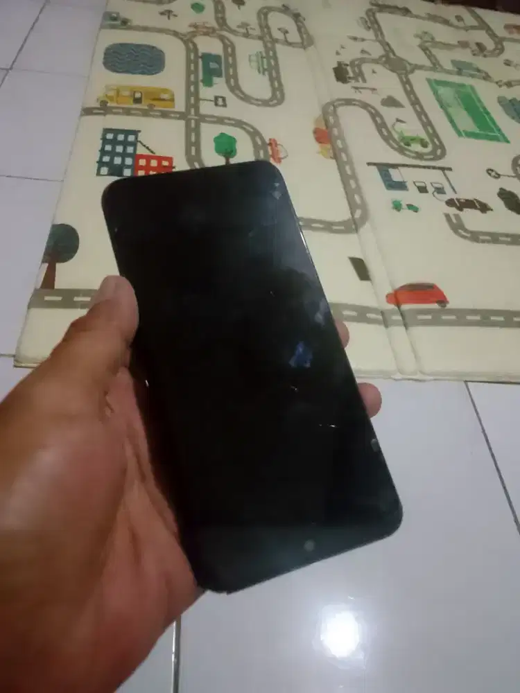 Jual hape Vivo y12i minus matot sama lcd retak jual apa adanya