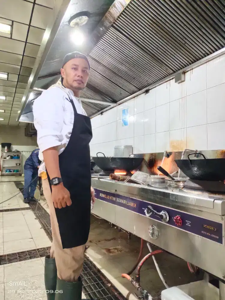 Koki.chef.juru masak pengin kerja
