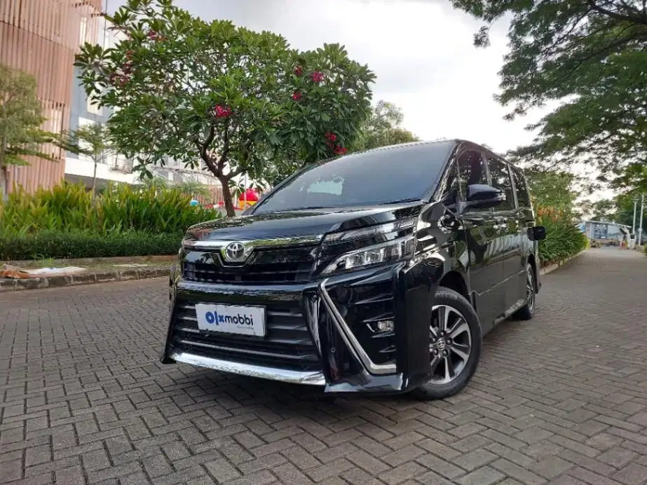 DP 5% Toyota Voxy 2.0 Bensin-AT 2020 CSMIB