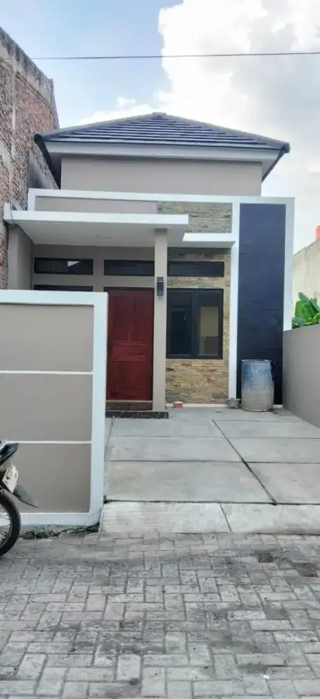 Rumah dijual baru siap huni jalan lebar purwomukti pedurungan