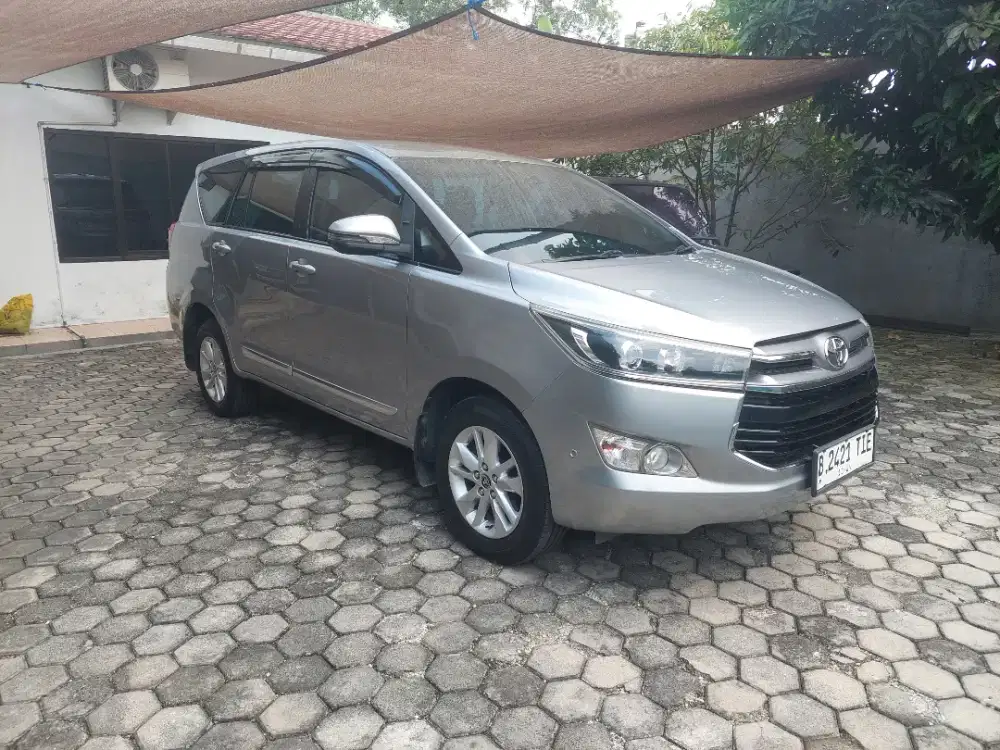 Toyota Innova Reborn 2.4 V AT ( diesel ) 2019