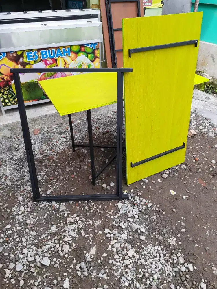 Meja lipat multyi fungsi