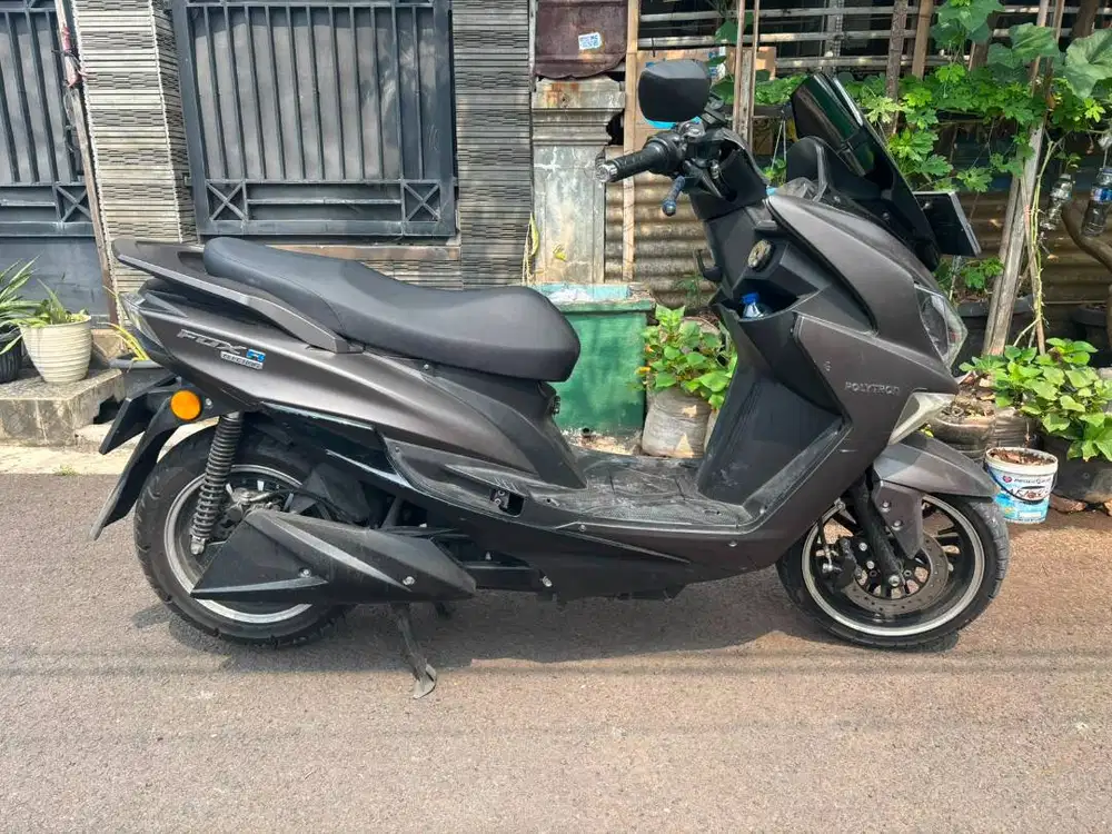 Polytron Fox R Tahun 2024