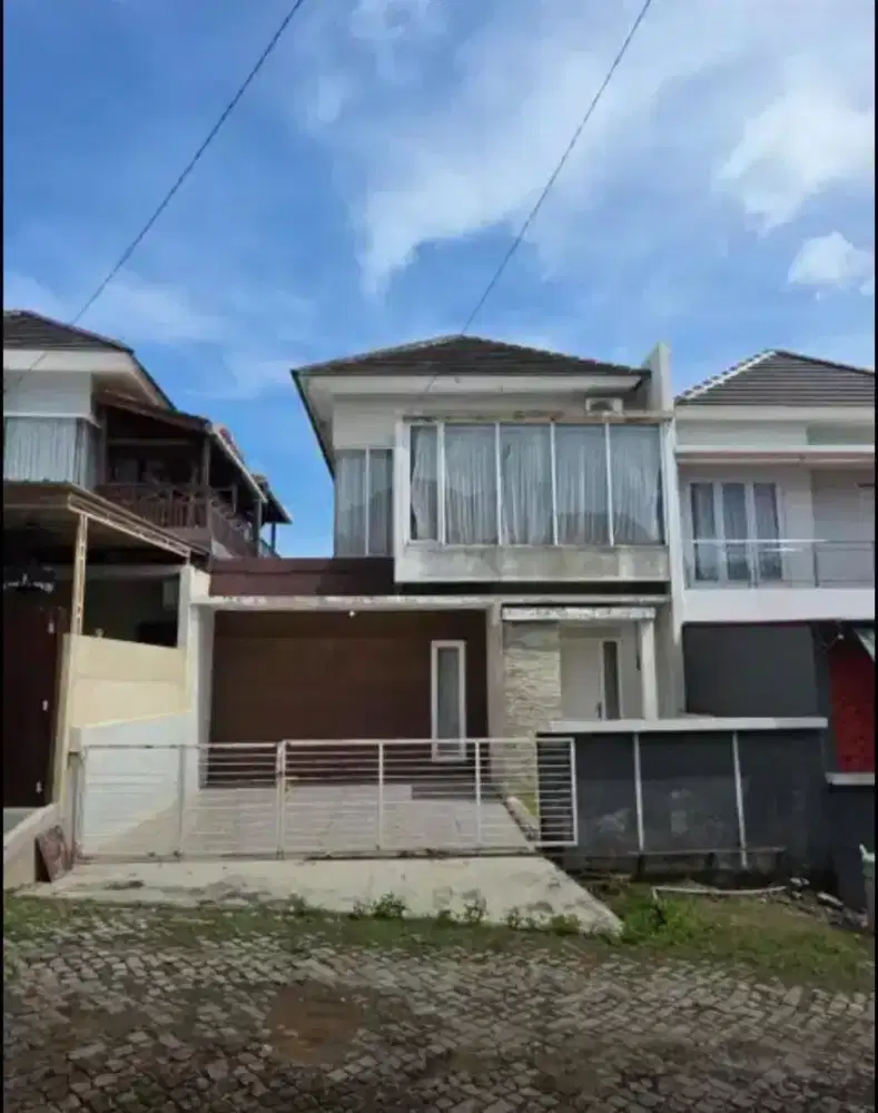 Rumah 2 lantai dijual ngaliyan griya lestari siap huni