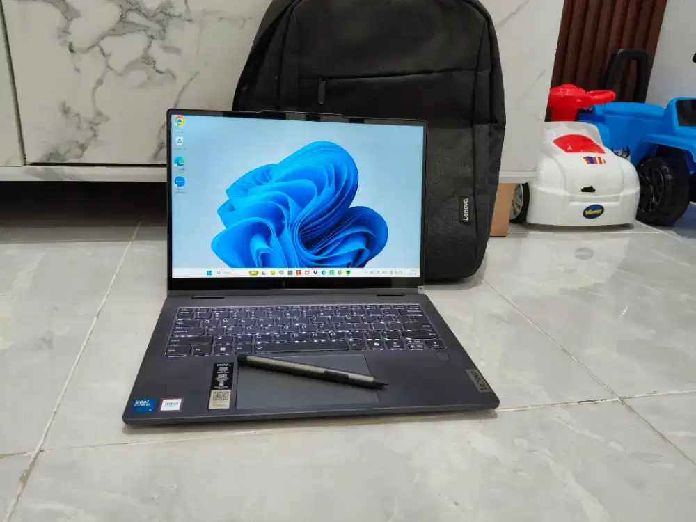 lenovo ideapad 5 2in1 14IRU9 Core 5 150U