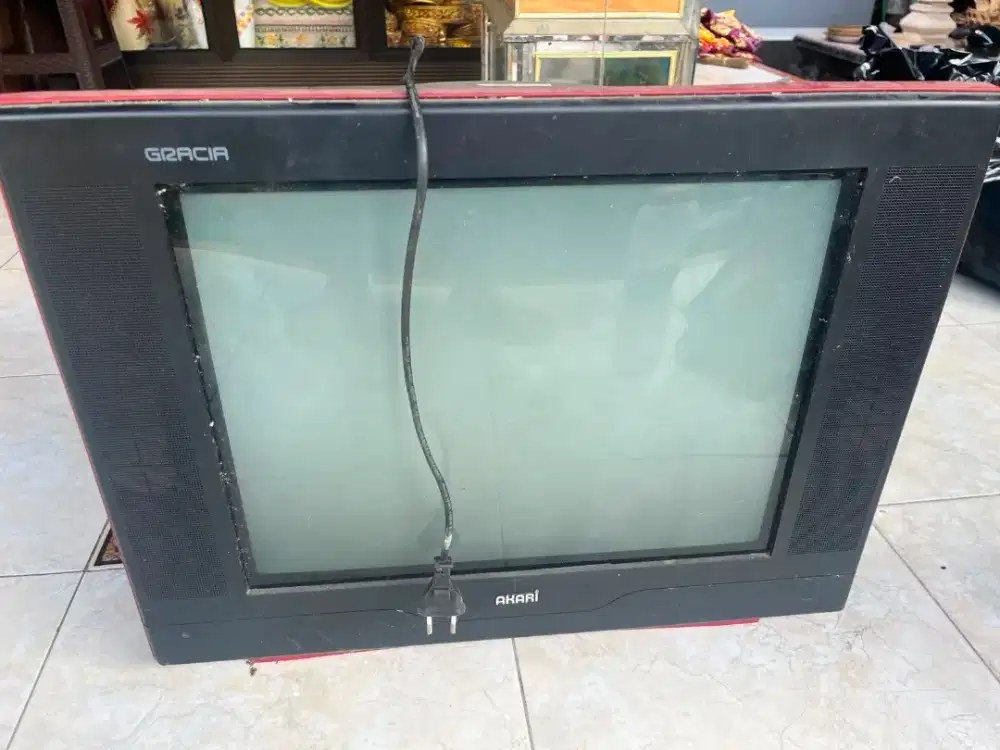 Tv rusak merek akari
