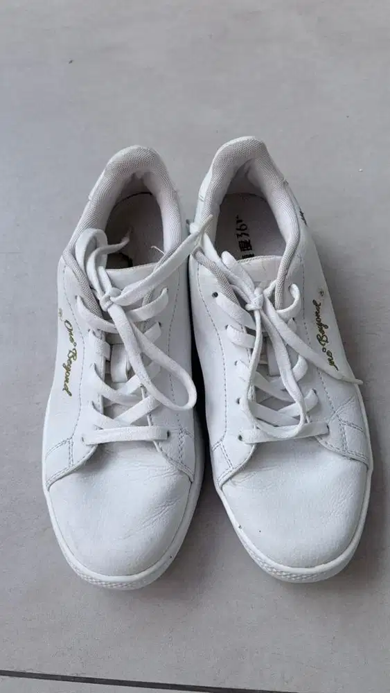 Sepatu sneakers wanita sepatu 361