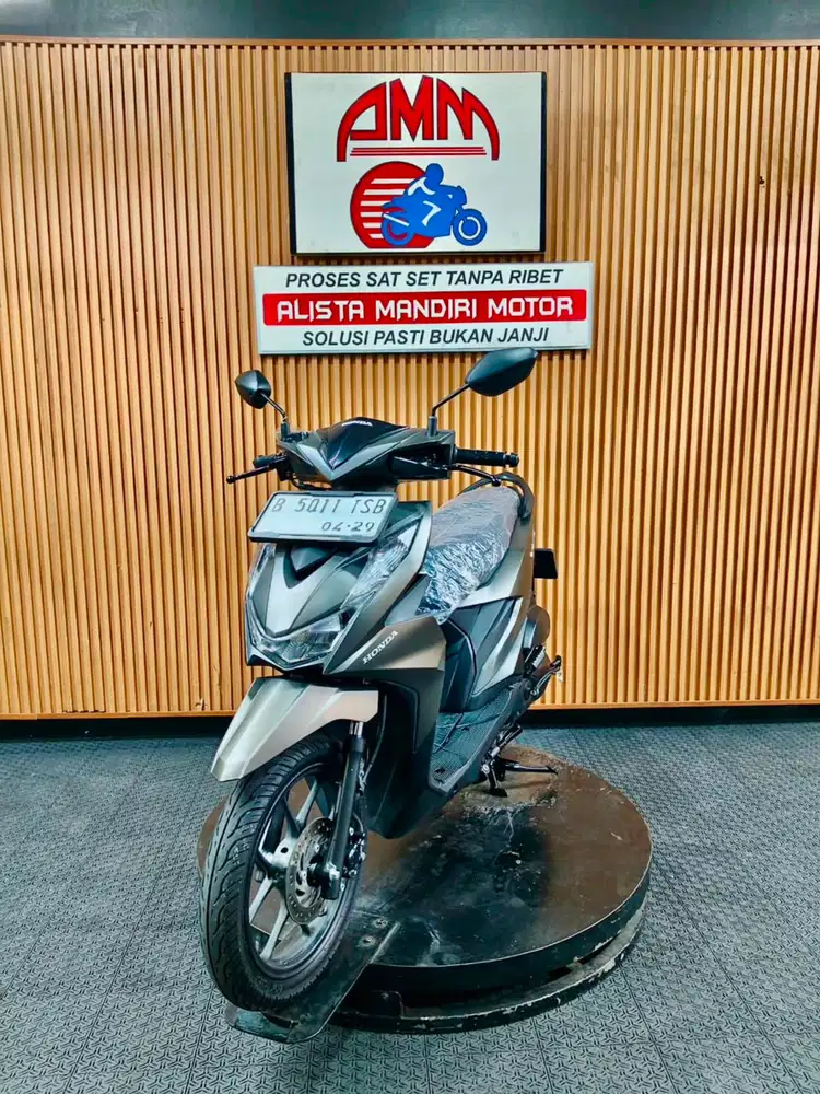 BEAT DELUXE GREESS BERKUALITAS BERGARANSI.PAJAK LUAS.SS LENGKAP. NEGO.