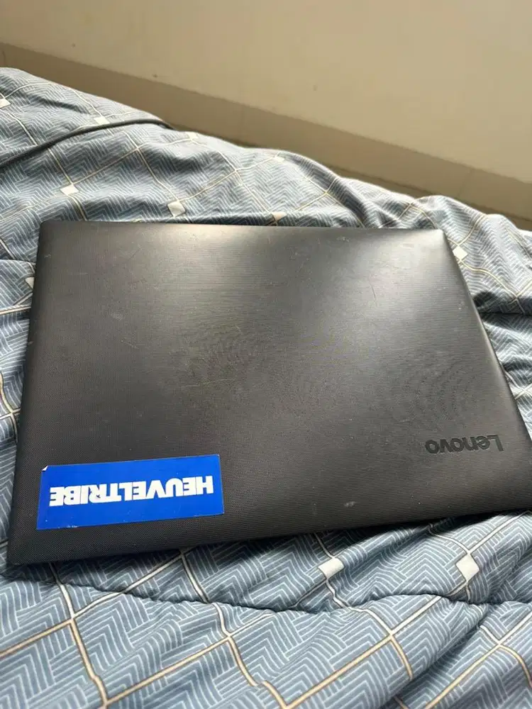 Laptop Lenovo Ideapad 130-14ast