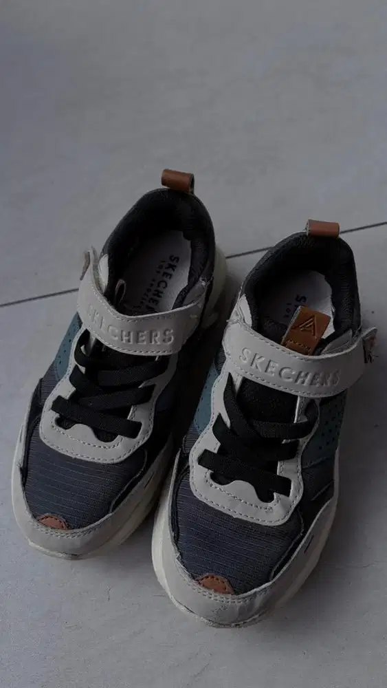 Sneakers anak sepatu skechers anak