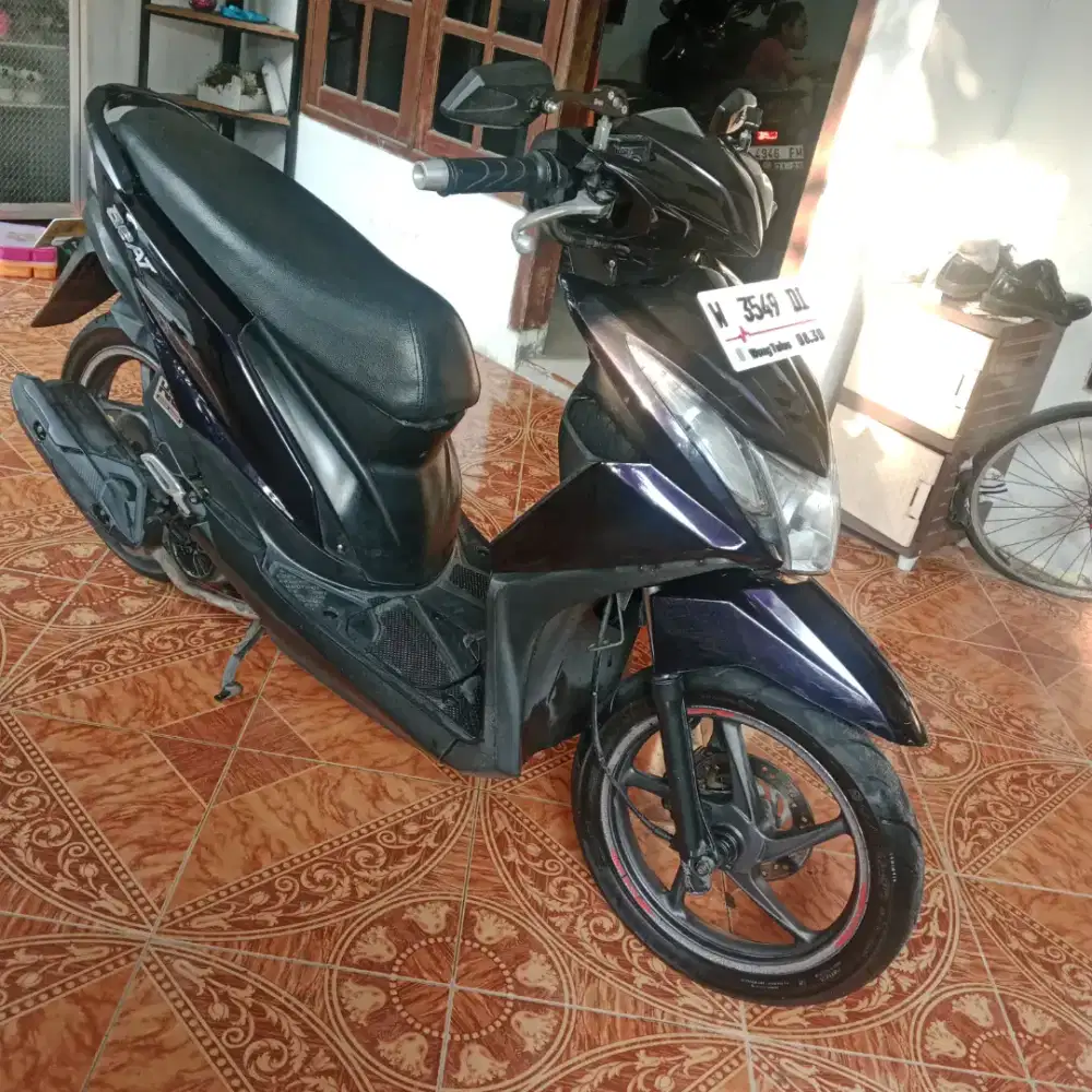 Jual beat 2015 merah putih