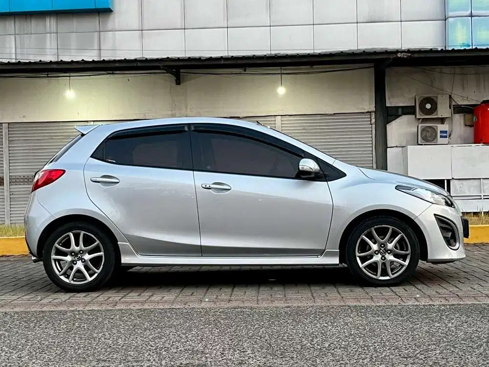 Mazda 2 2014 Bensin