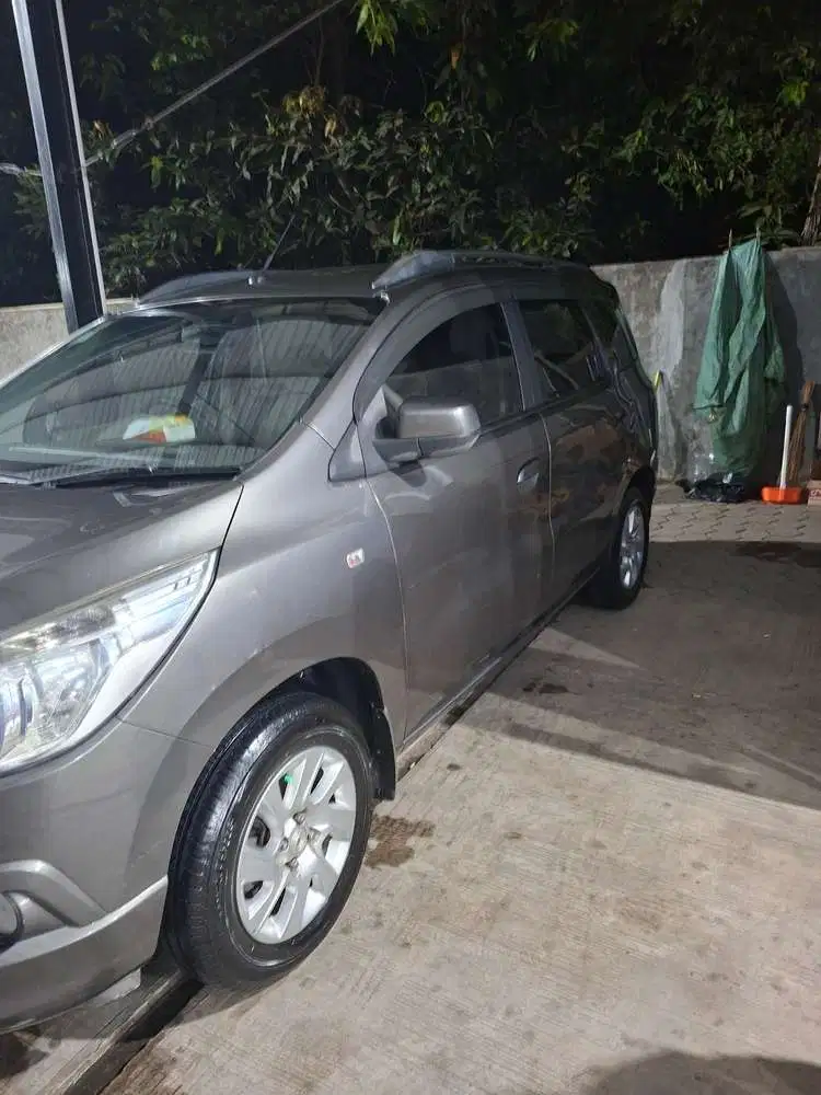 Chevrolet Spin 2013 Bensin