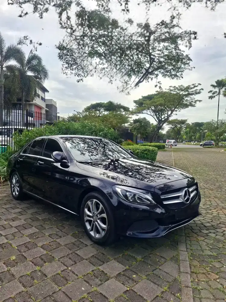 Mercedes Benz C200 / C 200 Avantgarde 2016 Hitam