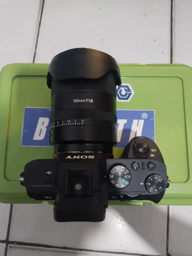 Kamera Sony A7ii + Lensa 7 Artisan 50mm f 1.8