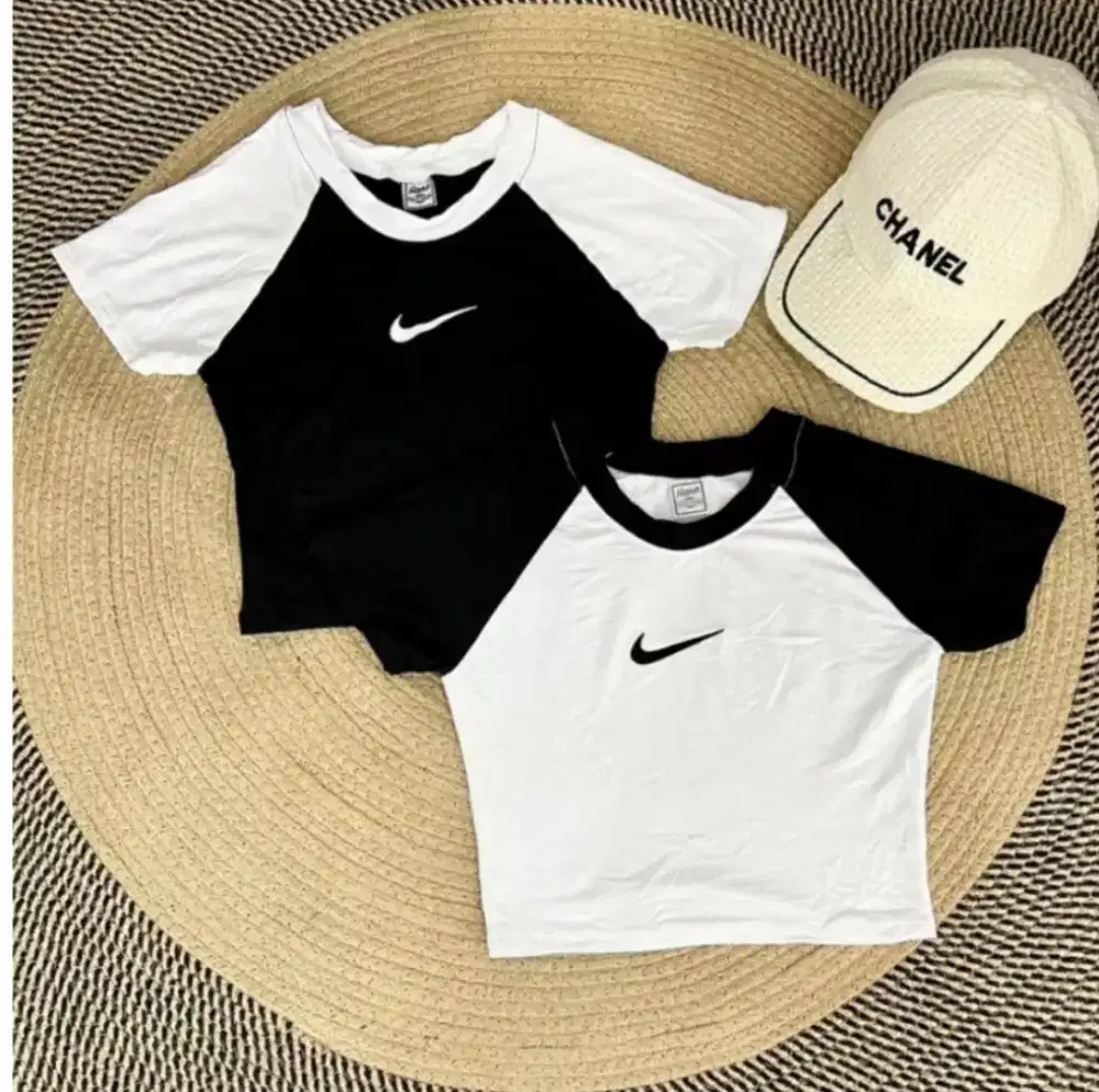Jual baju top crop kondisi masih baru