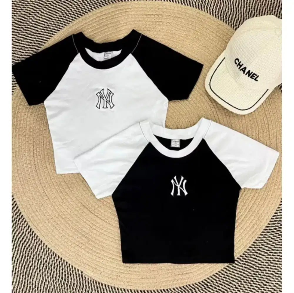 Jual baru top crop yg lain juga kondisi masih baru