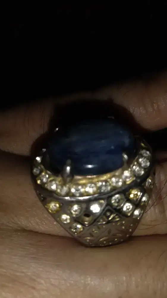 Cincin Blue Safir