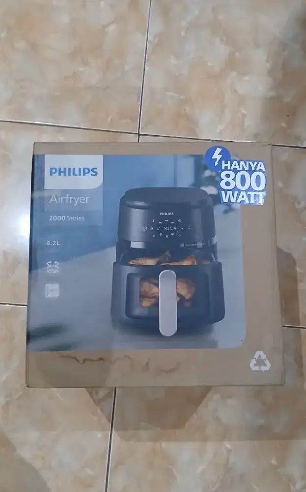 Dijual Airfryer philips 4,2 L. Warna Hitam.