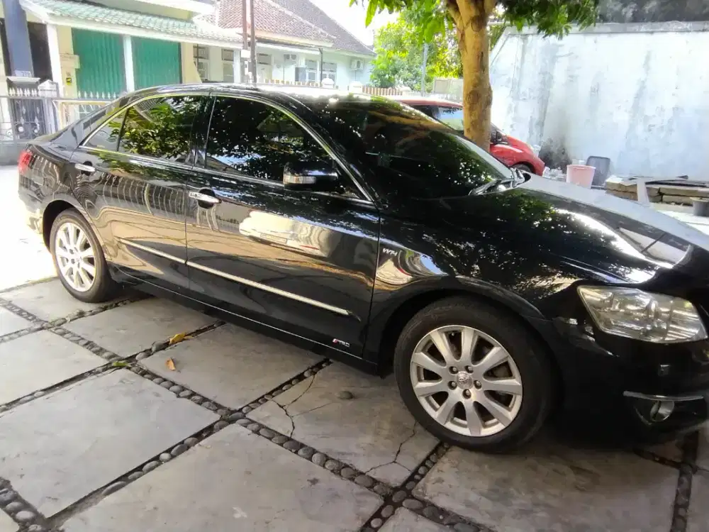 Camry 3,5Q pemakaian pribadi