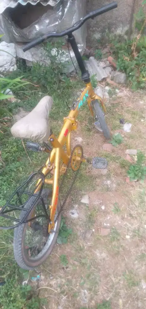 Mau jual cepat  sepedah lipat siap pake