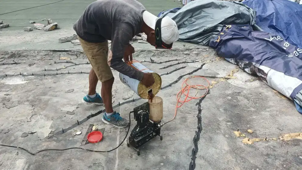 Injeksi beton bocor