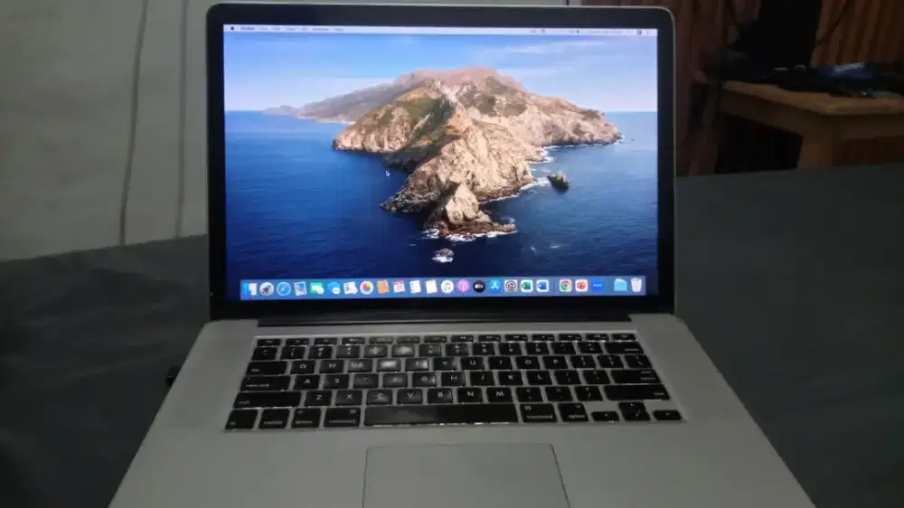 Jual Macbook pro 2012 . Minus trackad