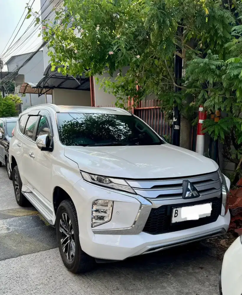 Mitsubishi Pajero Sport Dakar Diesel 2.4 AT 4x2
2023