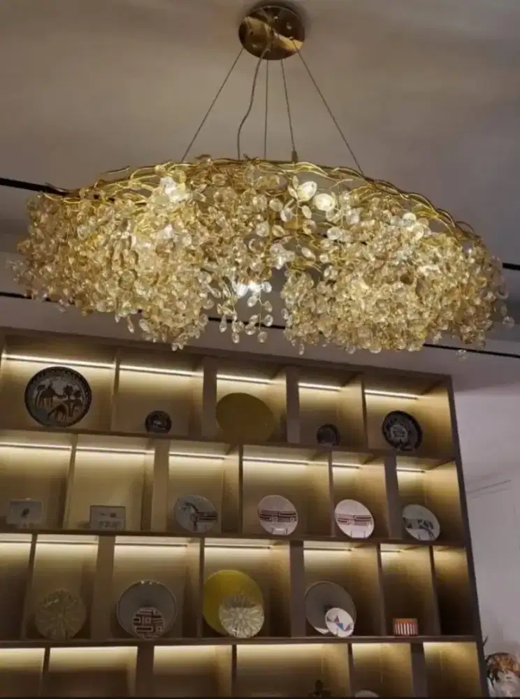Lampu gantung Cristal mewah