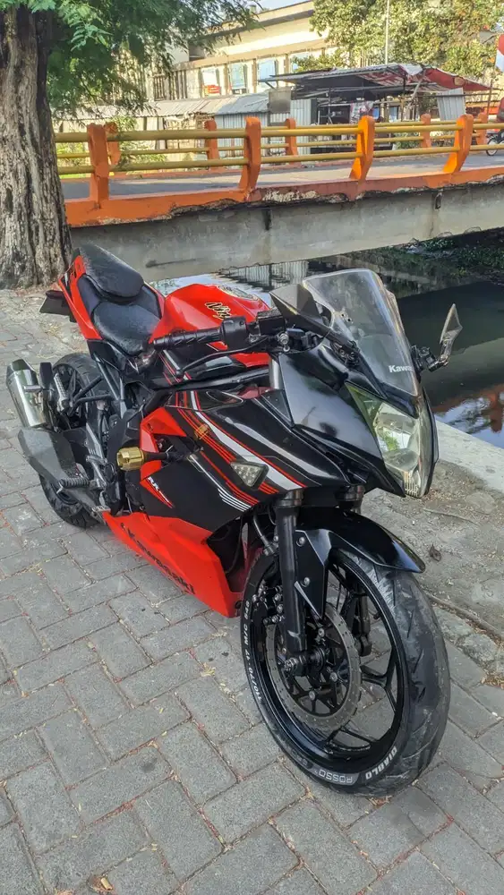 Ninja 250 Merah Hitam Glossy Km29Rban Original