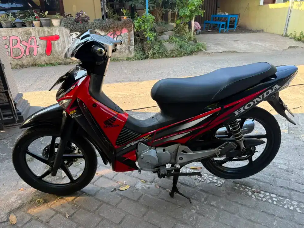 Supra 125 THN 2007 plat AB kota