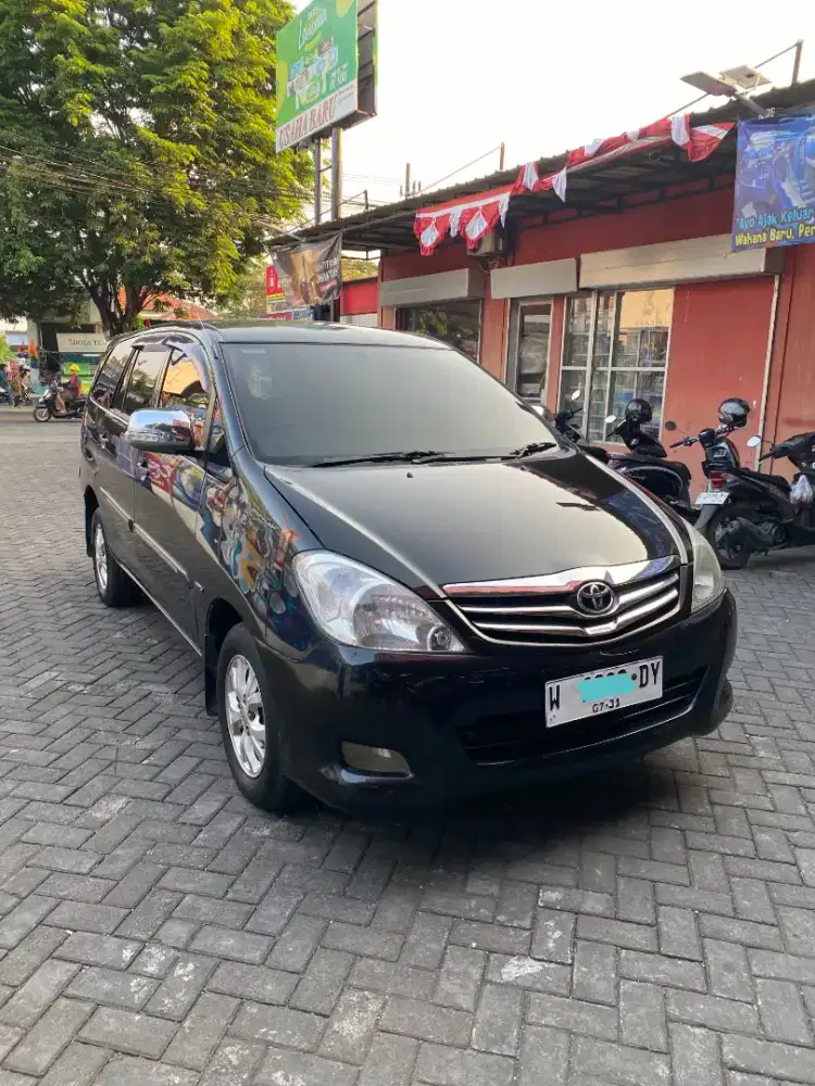 Kijang innova G 2010 mt orisinal cat