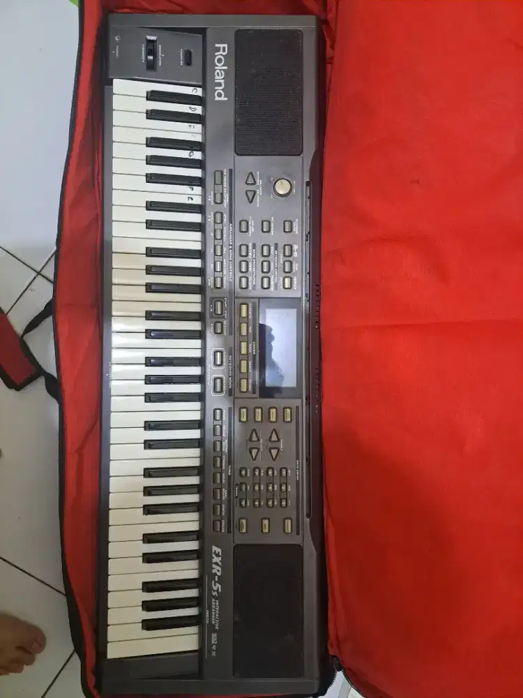 Dijual Keyboard Roland EXR-5s