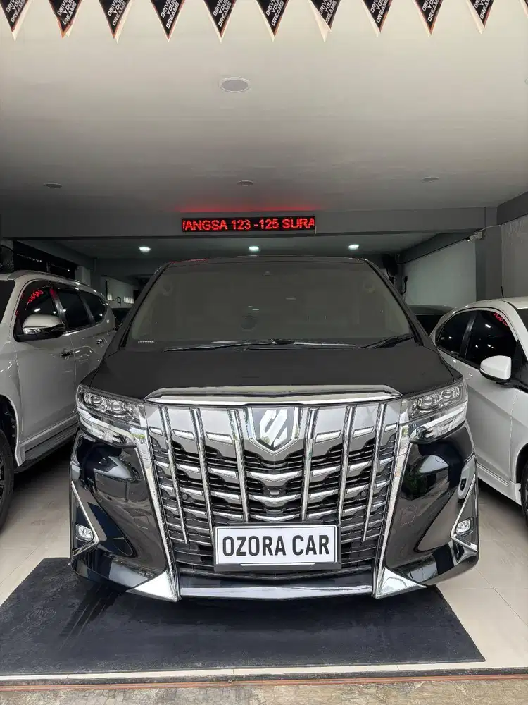 Toyota Alphard 2.5 G A/T (km 49rb an , pajak hidup)