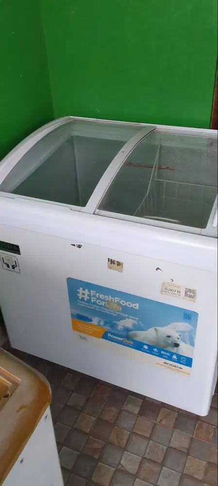 freezer sleding kaca bekas merk Modena 256L Ori mulus