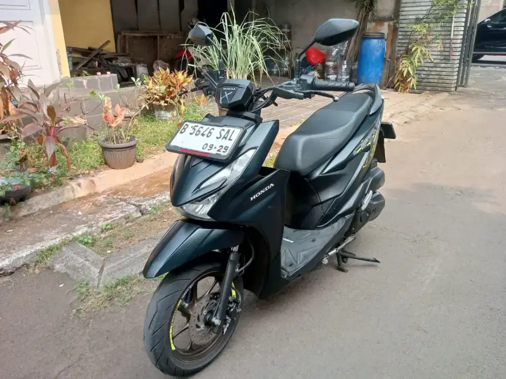Honda beat stret thn 2024 pajak on plat B dki selatan